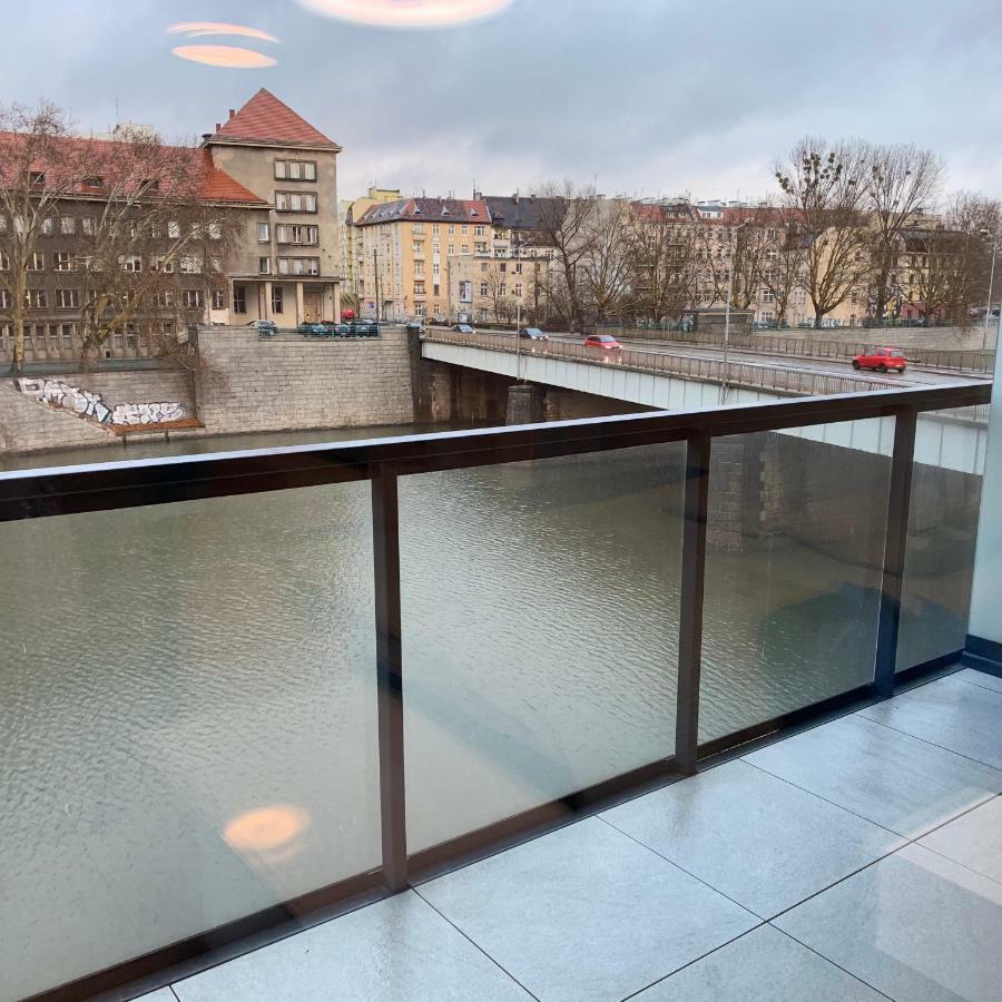 Apartament Studio Z Widokiem Na Odre Bulwary Ksiazece Breslavia Esterno foto